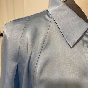 Ellen Tracy Light Blue Button Down Shirt